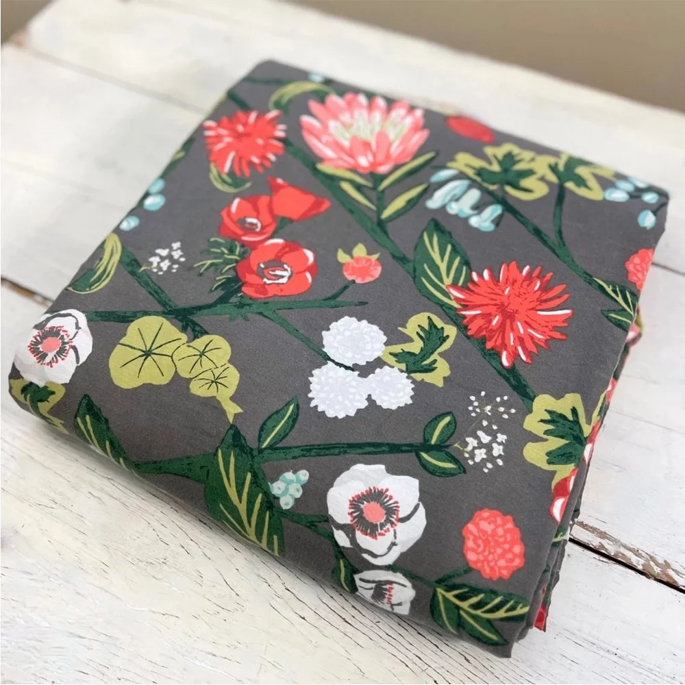 West Elm Garden Trellis Floral Duvet Cover KING Abstract Woodland Holiday Gray